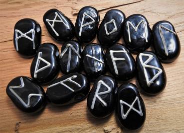 Runes black with ivory dark
