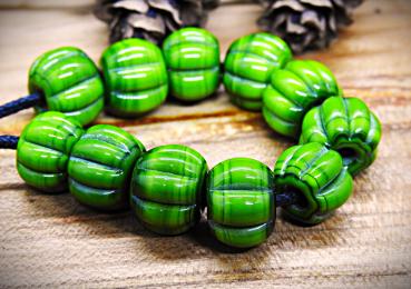 bead set 10 + 1 oliv green