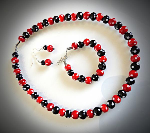 Rot-schwarzes Perlenset Kette, Armband, Ohrhänger